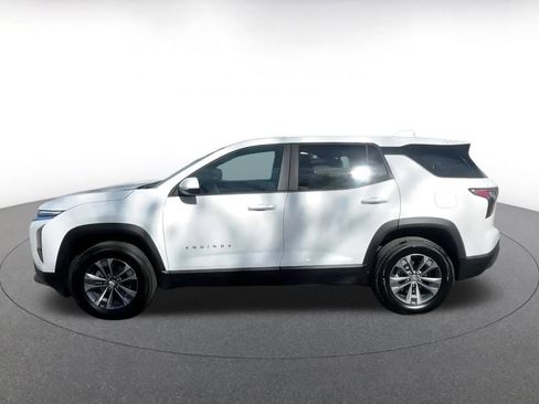 Used 2025 Chevrolet Equinox LT image 9