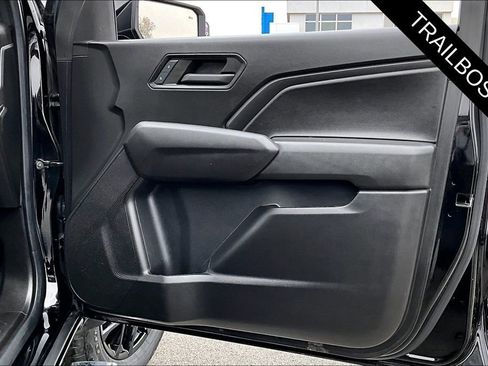 Used 2024 Chevrolet Colorado Trail Boss w/ LPO, Dark Essentials Package image 27