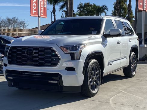 New 2026 Toyota Sequoia Platinum image 6