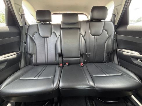 Used 2024 Kia Sorento S FWD image 41
