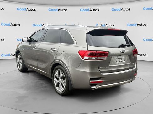 Used 2017 Kia Sorento SX FWD image 5