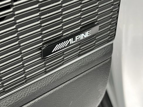 Used 2022 Jeep Grand Cherokee Limited 4xe image 24