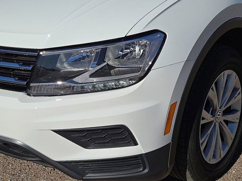 Used 2019 Volkswagen Tiguan S w/ Driver Assistance Package image 10