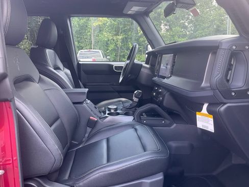 New 2025 Ford Bronco Big Bend w/ Black Diamond Package AWD/4WD image 12