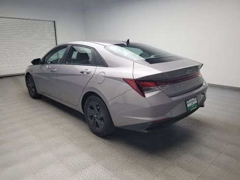 Used 2023 Hyundai Elantra SEL FWD image 5