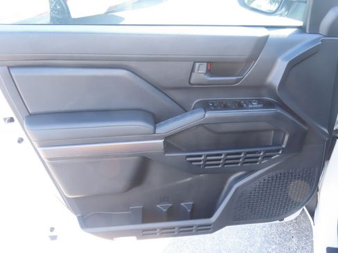 Used 2025 Toyota 4Runner SR5 RWD image 23
