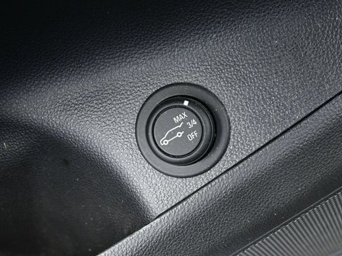 Used 2020 Buick Envision Premium AWD/4WD image 27