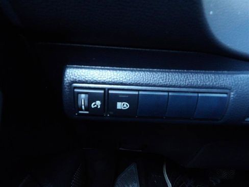 Used 2020 Toyota Corolla LE image 22