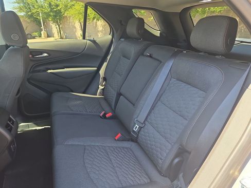 Used 2019 Chevrolet Equinox LT image 13