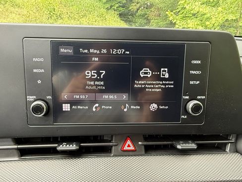 Used 2024 Kia Sportage LX FWD image 19