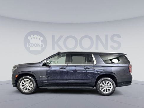 Used 2023 Chevrolet Suburban Premier image 2