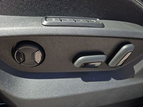 New 2025 Volkswagen Atlas SEL Premium R-Line image 19