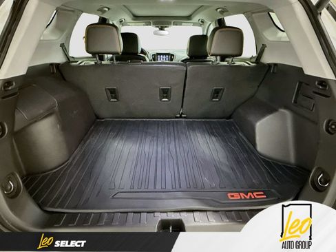 Used 2024 GMC Terrain AT4 w/ Tech Package AWD/4WD image 29