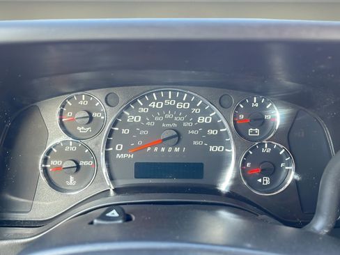 Used 2014 GMC Savana 2500 image 13