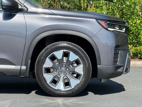 Certified 2026 Honda Pilot Touring image 32