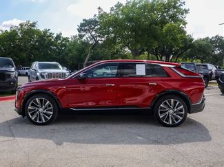 Used 2025 Cadillac Lyriq Luxury w/ LPO, Floor Liner Package AWD/4WD video 2