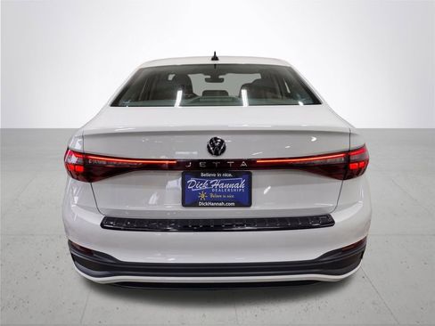 Used 2025 Volkswagen Jetta S image 13