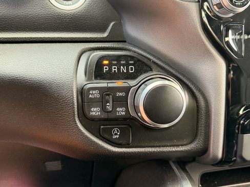 Used 2024 RAM 1500 Big Horn AWD/4WD image 19