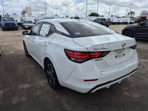 Used 2022 Nissan Sentra SV w/ All-Weather Package image 4