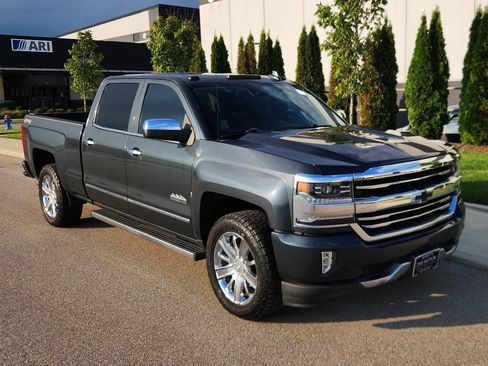 Used 2017 Chevrolet Silverado 1500 High Country AWD/4WD image 22