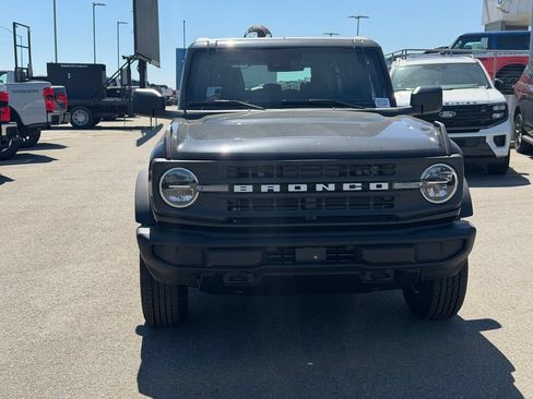 New 2025 Ford Bronco 4-Door AWD/4WD image 2