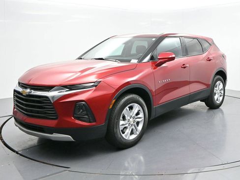 Used 2022 Chevrolet Blazer LT FWD image 3