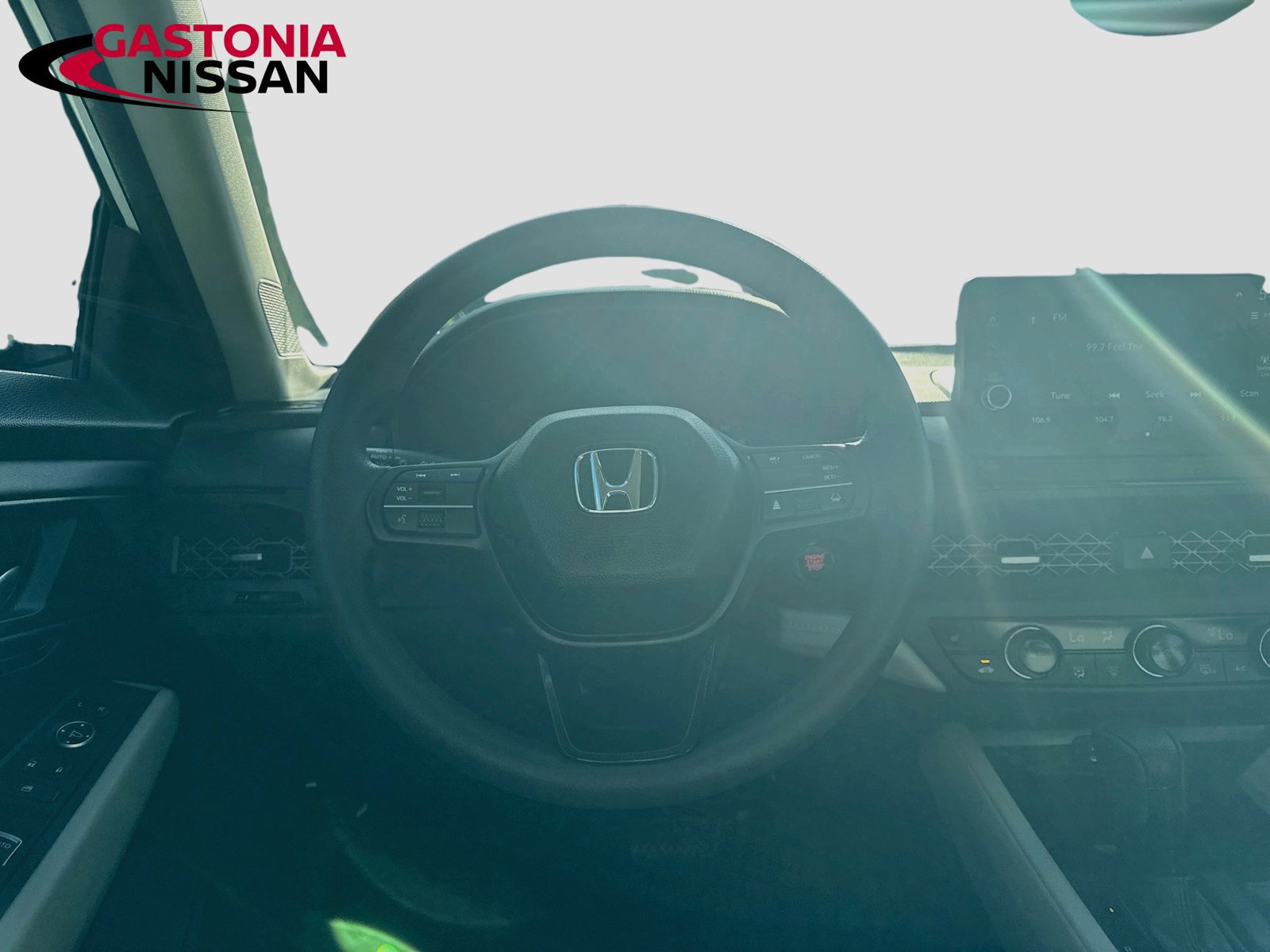 Used 2026 Honda Accord SE image 30