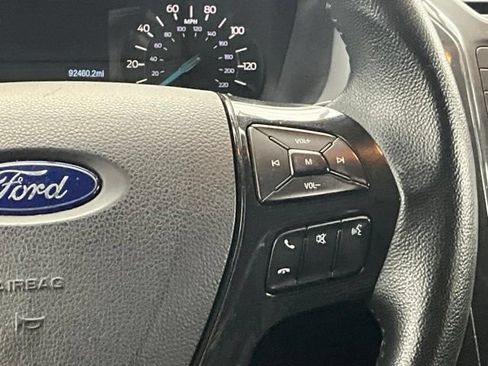 Used 2017 Ford Explorer XLT FWD image 17