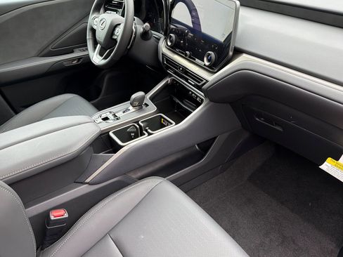 Certified 2026 Lexus TX 350 AWD w/ Technology Package image 14