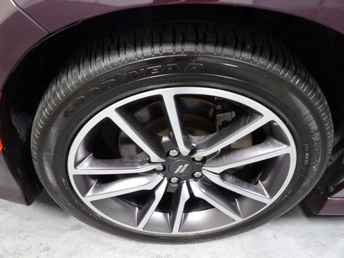 Used 2022 Dodge Charger R/T w/ Plus Group image 26