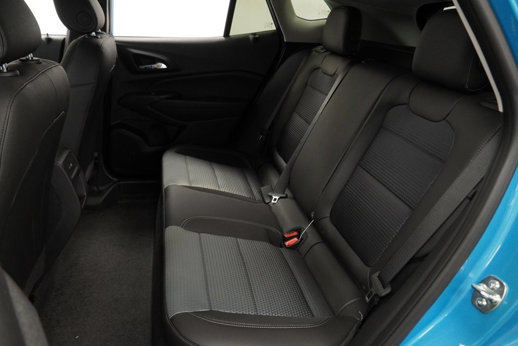 New 2026 Chevrolet Trax LT FWD image 11