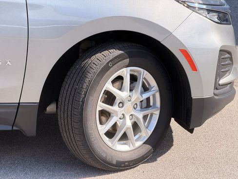 Used 2024 Chevrolet Equinox LS FWD image 5