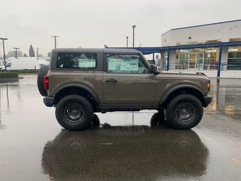 New 2025 Ford Bronco Base w/ Sasquatch Package image 7