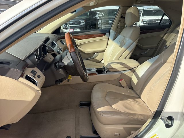Used 2011 Cadillac CTS Luxury RWD image 10