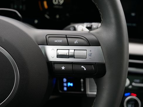 Certified 2025 Hyundai Tucson Limited image 30