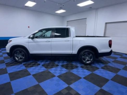 Certified 2023 Honda Ridgeline RTL image 5