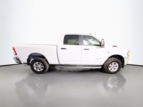 Used 2024 RAM 2500 Big Horn w/ Off Road Package AWD/4WD image 11