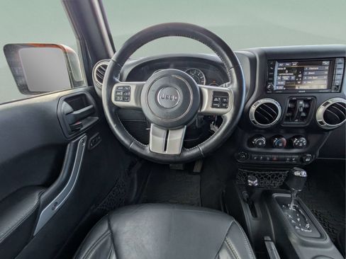 Used 2017 Jeep Wrangler Unlimited Sahara w/ Quick Order Package 24E Chief AWD/4WD image 13