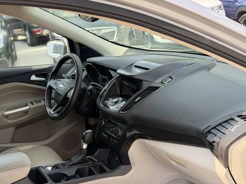 Used 2017 Ford Escape Titanium AWD/4WD image 8