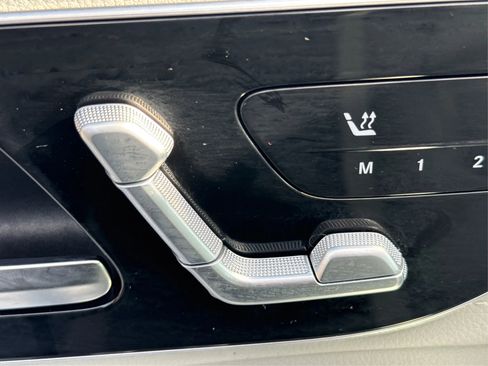 Used 2023 Mercedes-Benz EQE 500 4MATIC SUV image 42