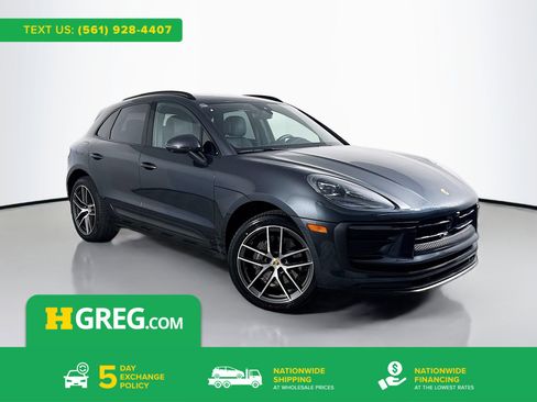 Used 2024 Porsche Macan image 1