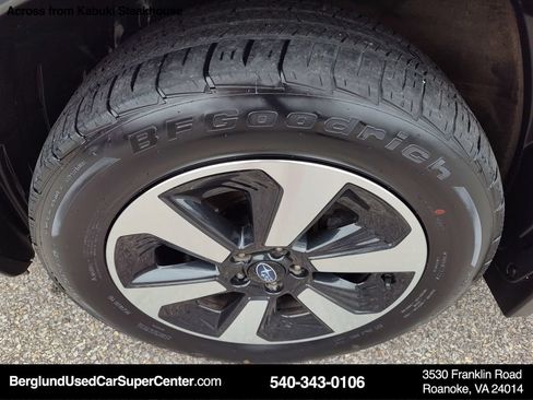 Used 2018 Subaru Forester 2.5i Premium w/ All-Weather Package AWD/4WD image 10