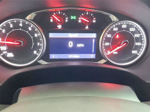 Used 2022 GMC Terrain SLT image 31