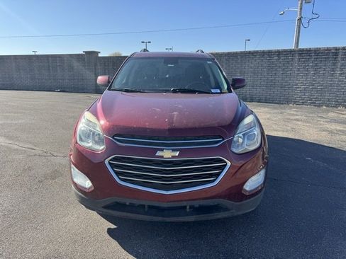Used 2017 Chevrolet Equinox LT w/ Convenience Package image 2