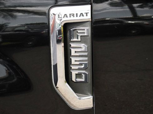 Used 2019 Ford F250 Lariat w/ Lariat Ultimate Package AWD/4WD image 49