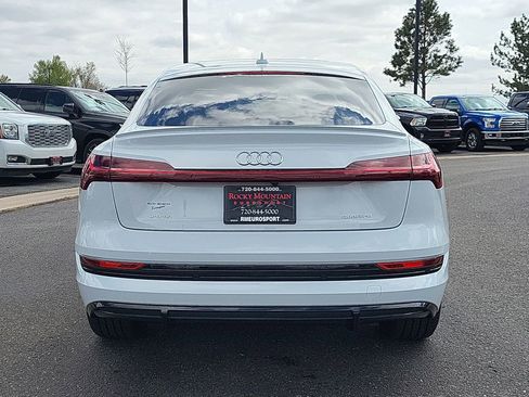 Used 2021 Audi e-tron Premium Plus w/ Premium Plus Package AWD/4WD image 5
