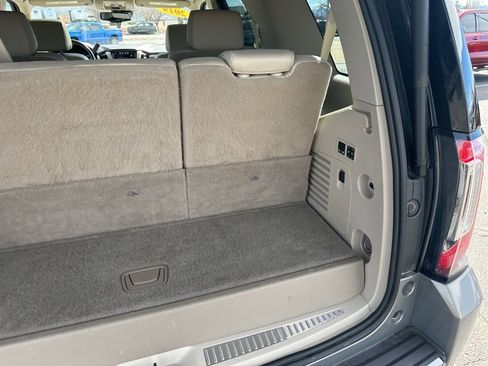 Used 2019 GMC Yukon Denali image 25