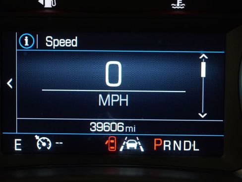 Used 2023 Chevrolet Equinox LT FWD image 4