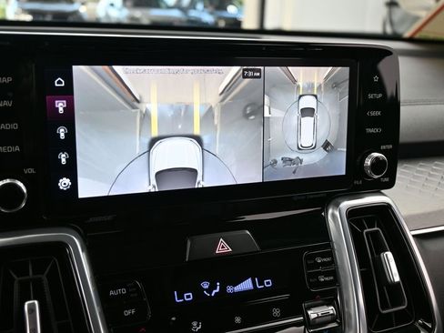 Used 2023 Kia Sorento SX image 29