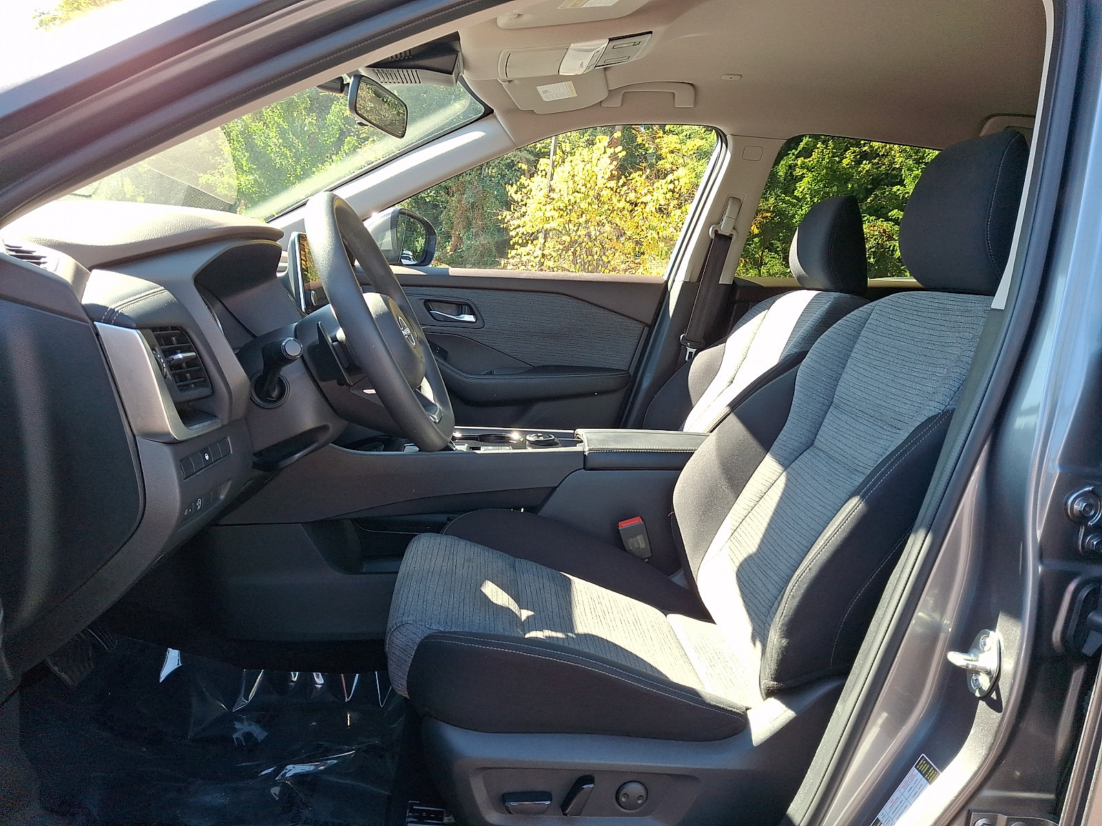 Certified 2023 Nissan Rogue SV AWD/4WD image 16